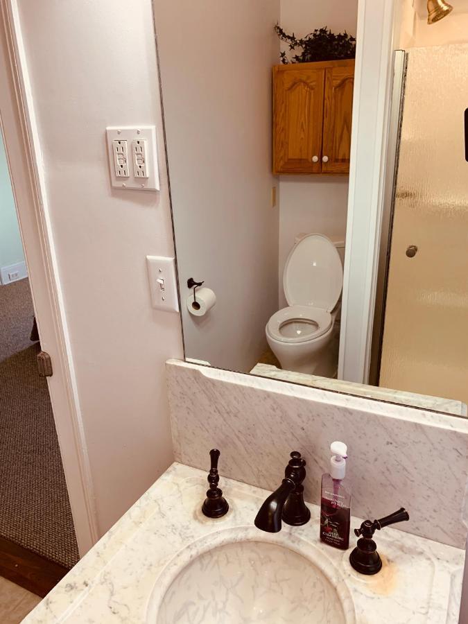 Centennial Inn Bed & Breakfast Conneaut エクステリア 写真